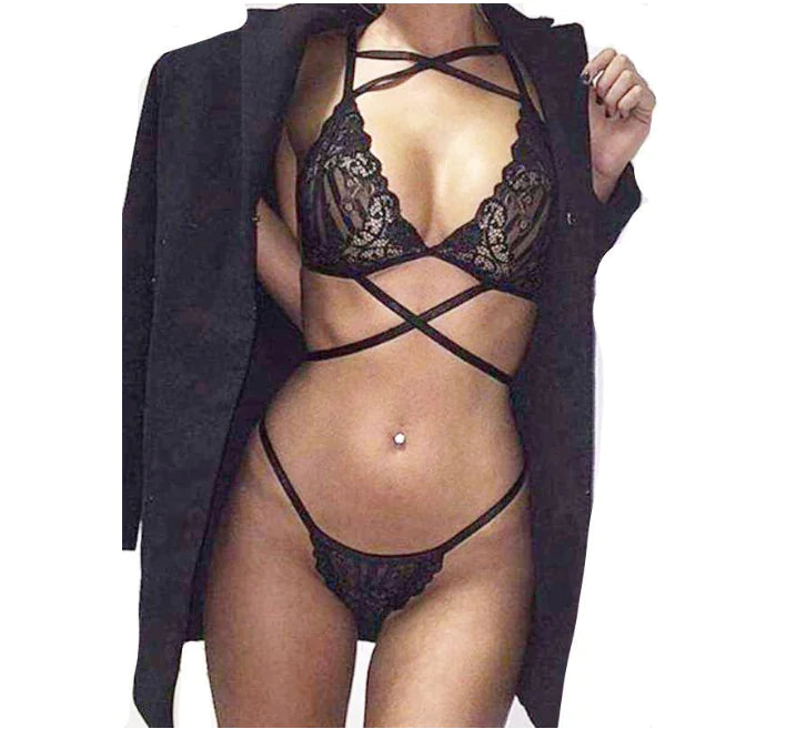 AlluraOne™ Lace Lingerie Set with Straps - Three-Piece Design