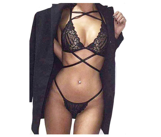 AlluraOneâ„¢ Lace Lingerie Set with Straps - Three-Piece Design