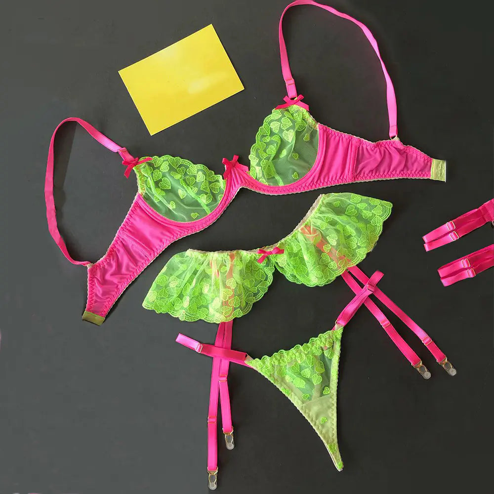 AlluraOne™   Transnational Source: Women's Sexy Lace Lingerie Set